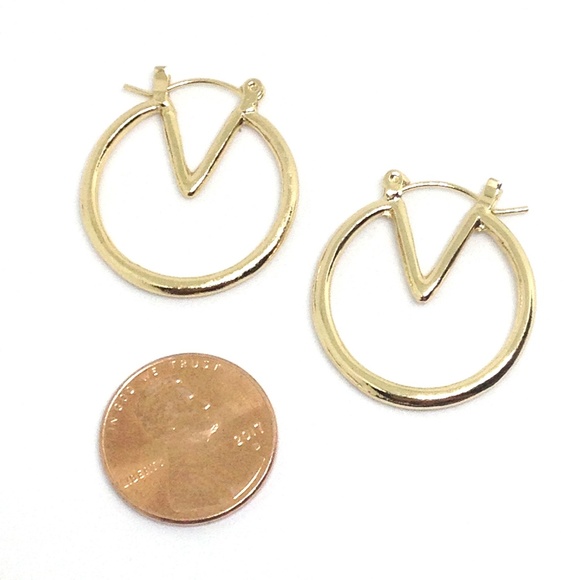 Earrings Hoop V Gold - Picture 3 of 4